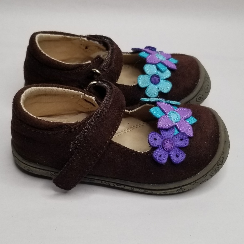 Cherokee Flower Dress Shoes